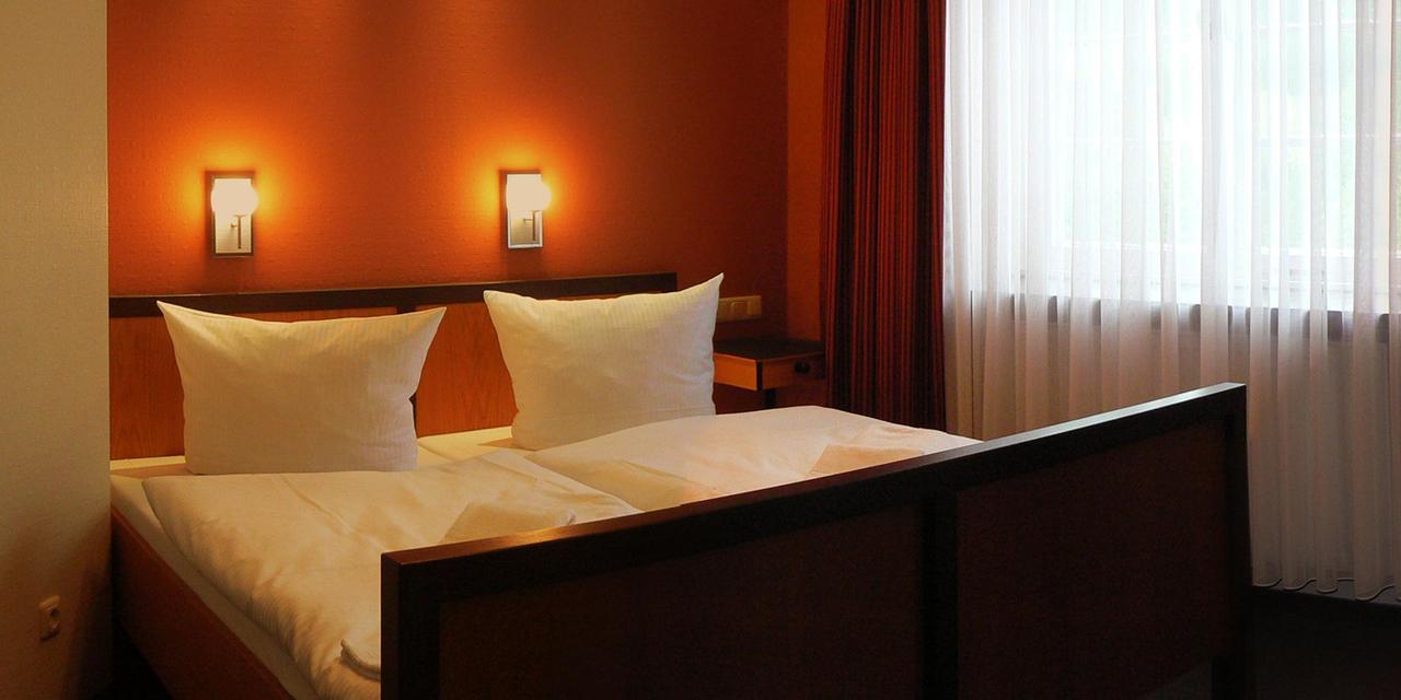 Haus Des Volkes - Das Bauhaushotel 프로브첼라 외부 사진